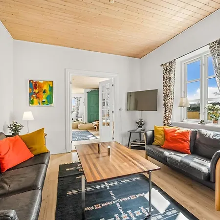 Vakantiehuis Urte - From The Sea By Interhome