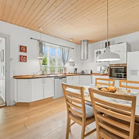 Vakantiehuis Urte - From The Sea By Interhome *